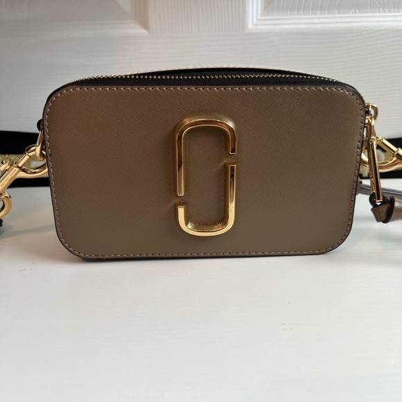 Marc Jacob’s snapshot crossbody - Picture 3 of 7